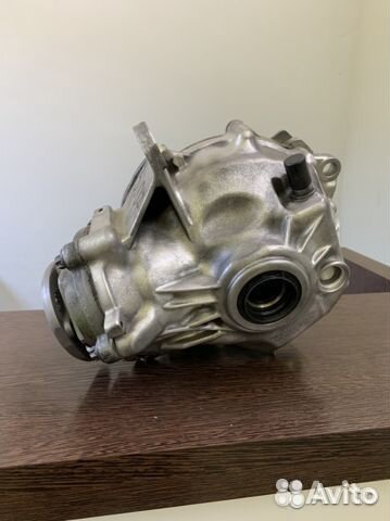 Передний редуктор Mercedes 2.82 A2213308800