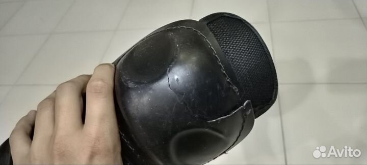 Щитки хоккейные, детские