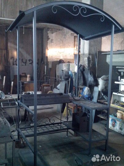 Мангал 4 мм с крышей и рабочей зоной