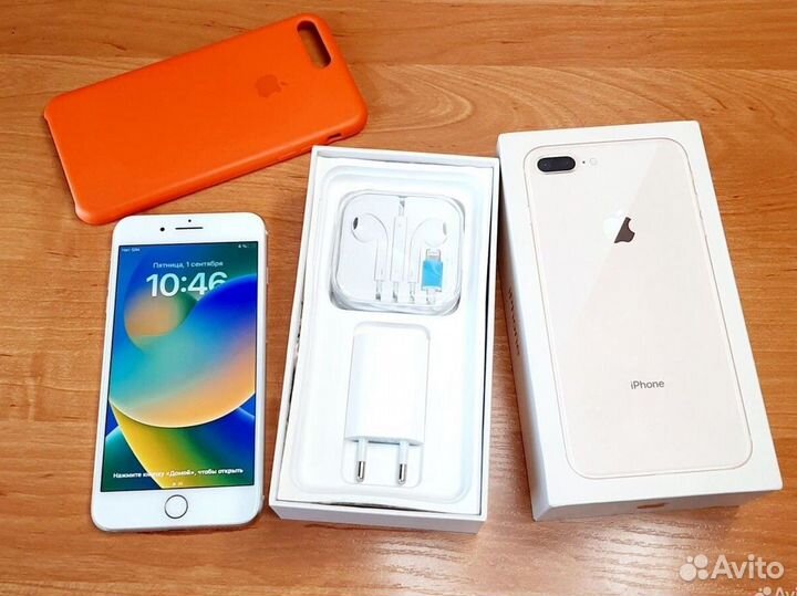 iPhone 8 Plus/64 GB Gold