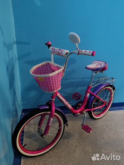 Велосипед на девочку, 6-7 лет 18 дюймов