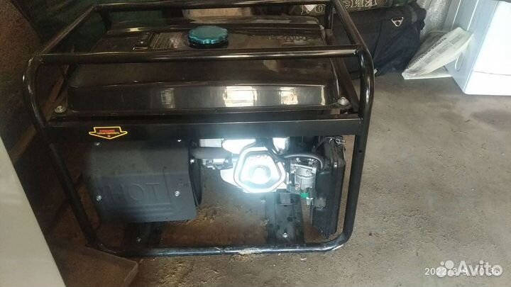 Бензогенератор