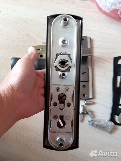Замок для входной двери