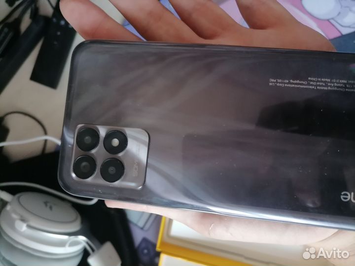 Телефон realme 8i