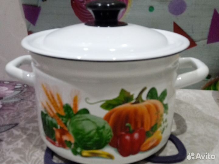 Новая 3 л кастрюля