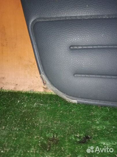 Обшивка боковой двери передняя Daewoo Nexia седан