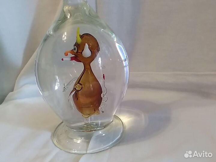 Графин с чёртом