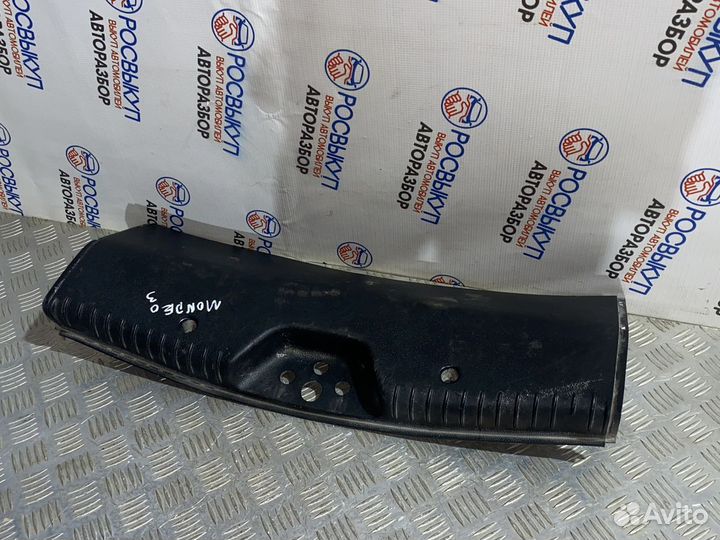 Накладка задней панели Ford Mondeo