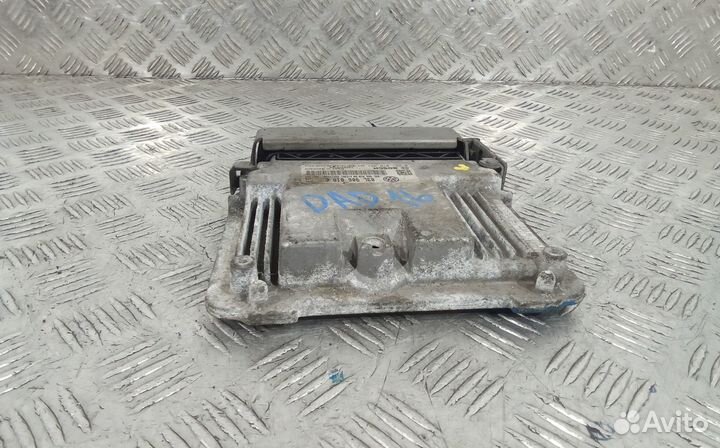 Блок управления двигателем Skoda Octavia