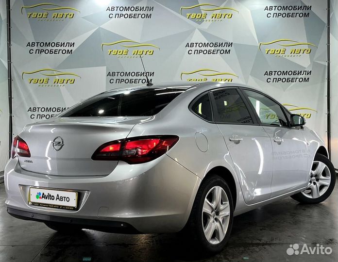 Opel Astra 1.6 AT, 2013, 199 736 км