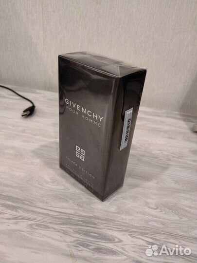 Givenchy Pour Home Silver Edition