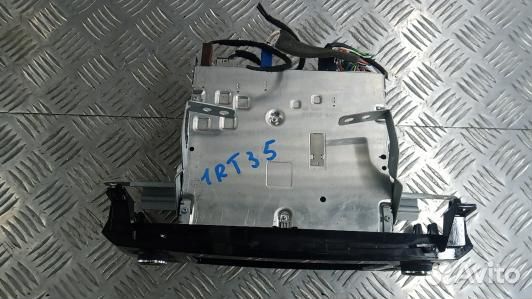 Магнитола nissan qashqai J11 (1RT35I401)
