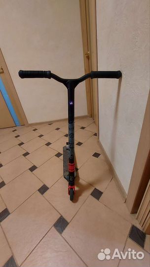 Трюковой самокат oxelo