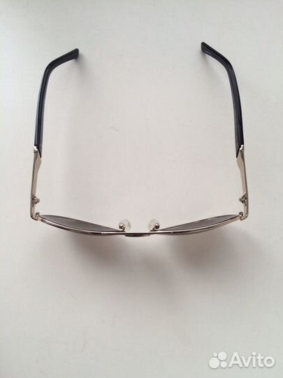 Солнцезащитные очки Guess (оригинал, новые)