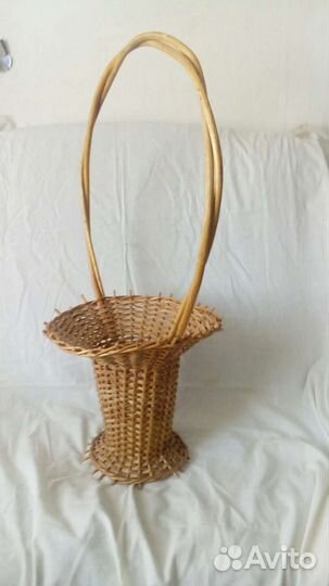 Корзина плетеная