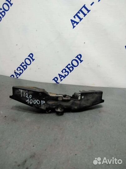 Королла е120 Замок капота (Авторазбор Атп)
