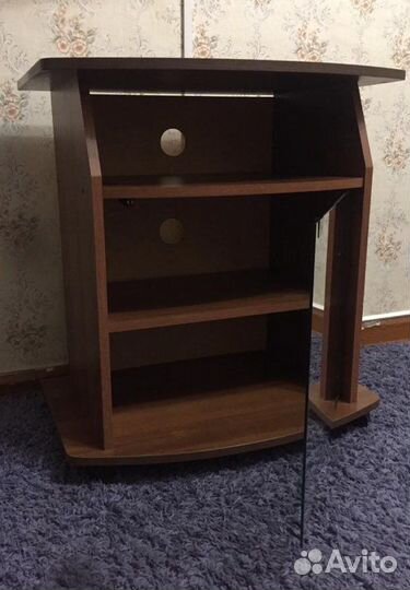 Тумба под телевизор