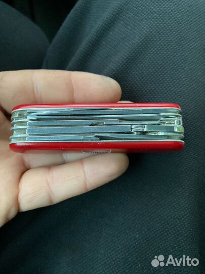 Швейцарский нож victorinox marlboro