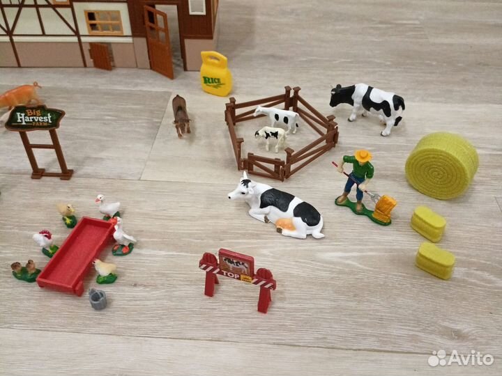 Игрушки ферма с животными