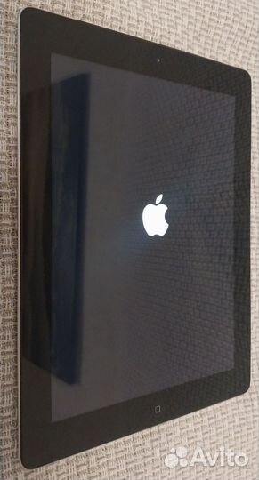 iPad 3 32 gb wi-fi + cellular A1430