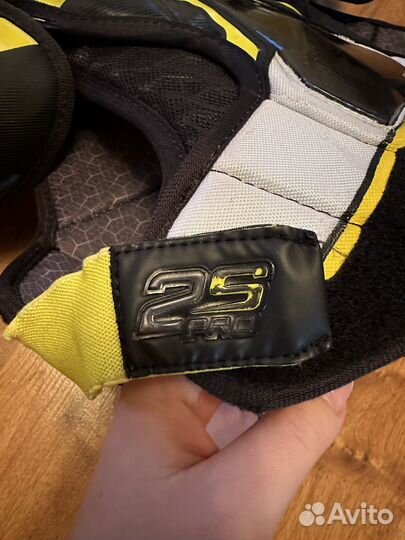 Нагрудник хоккейный bauer детский