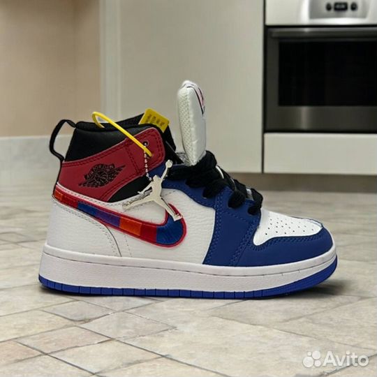 Кроссовки nike air jordan 1