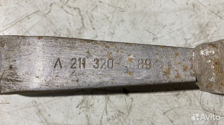 Стойка стабилизатора левая Mercedes Benz W211