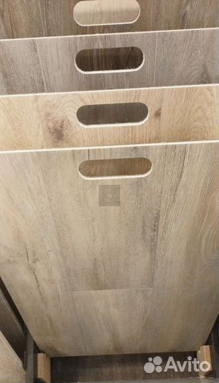 Кварвиниловая плитка водостойкая