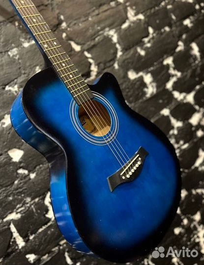 Акустическая гитара