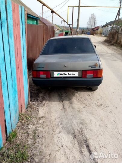 ВАЗ 21099 1.5 МТ, 2001, 100 000 км