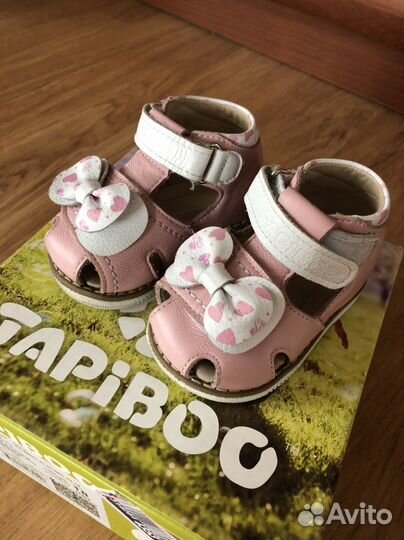 Сандалии для девочки