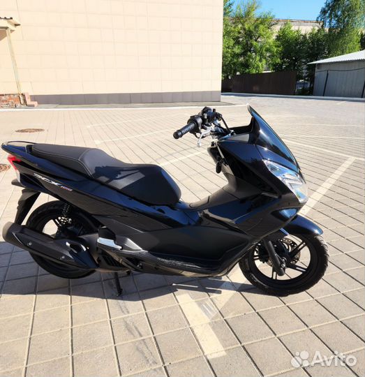 Скутер Honda pcx 150