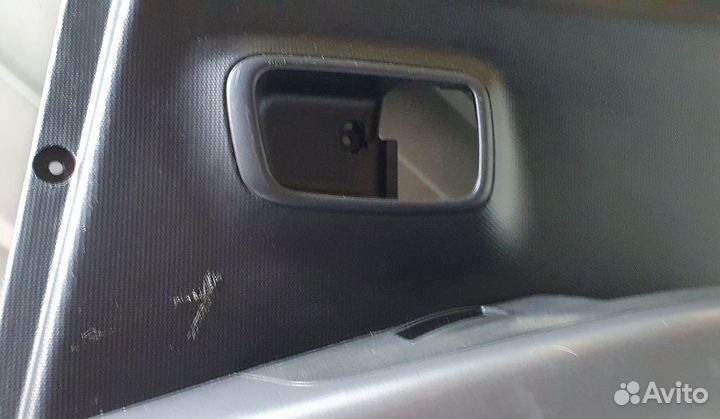 Обшивка двери задн. правой Mitsubishi Outlander XL