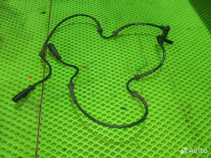 Датчик ABS передний Renault Duster