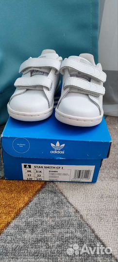 Кроссовки adidas