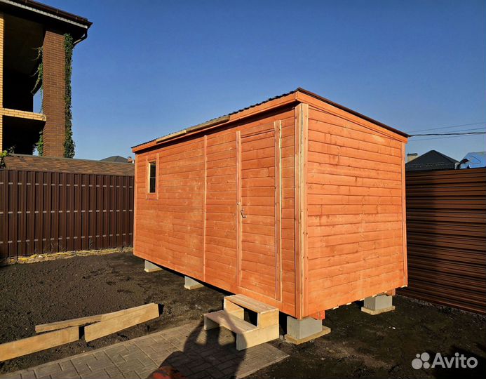 Металлический блок бытовка