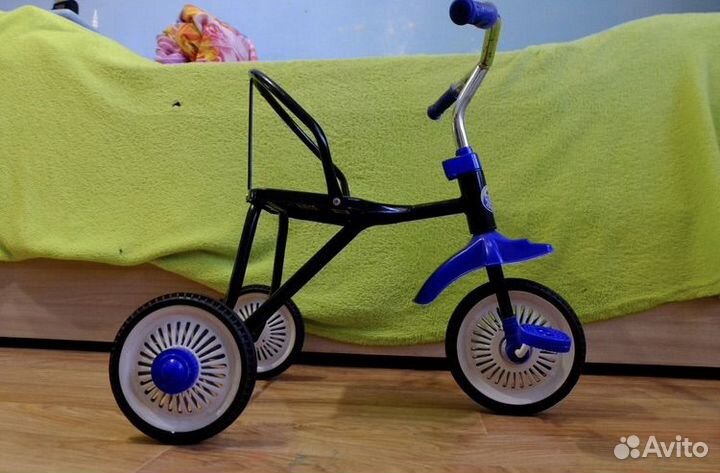 Трехколесный велосипед детский