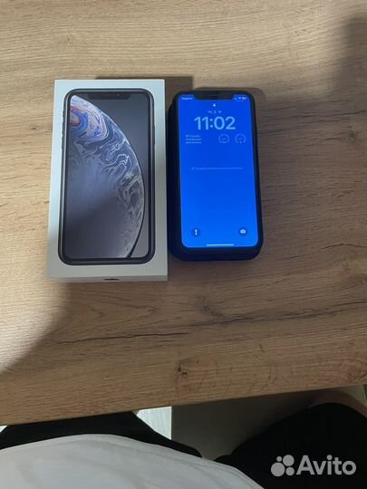 iPhone Xr, 64 ГБ