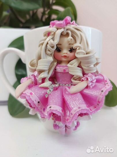 Кружки с лепкой из полимерной глины