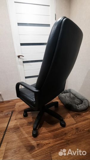 Компьютерное кресло