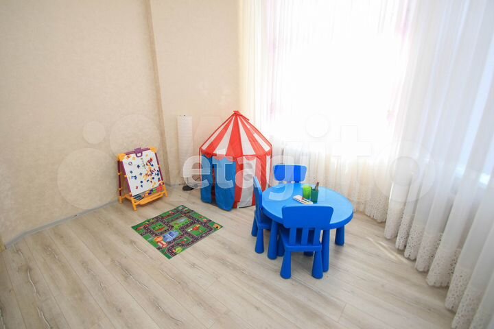 4-к. квартира, 128 м², 7/10 эт.