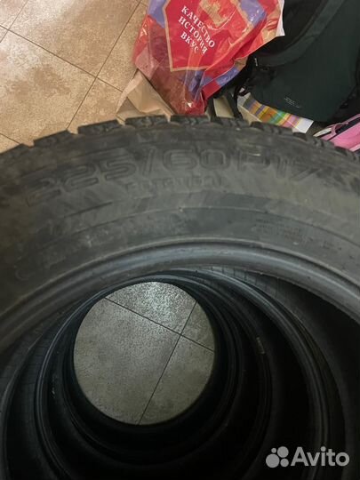 Nokian Tyres Hakkapeliitta 10 225/60 R17