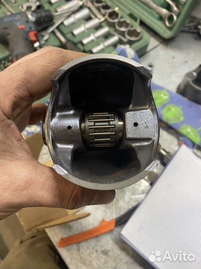 Поршень BRP rotax 550