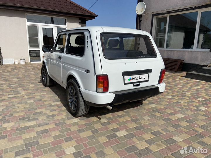 LADA 4x4 (Нива) 1.7 МТ, 2012, 170 000 км