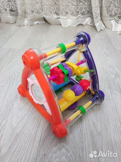 Развивающая игрушка бизиборд