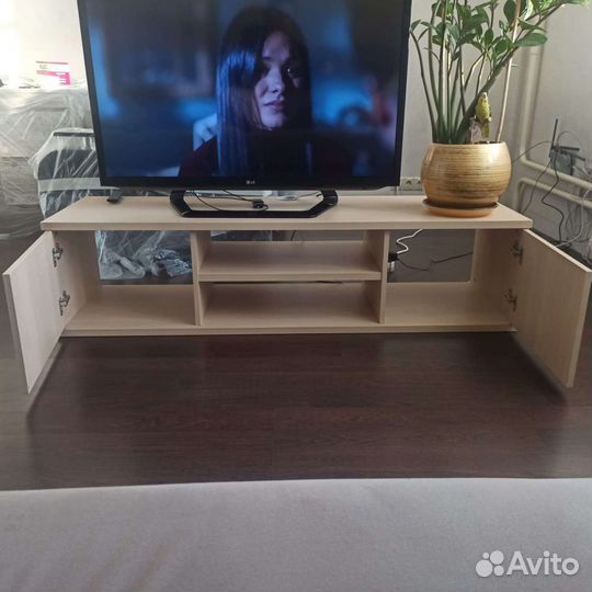 Подставка для телевизора