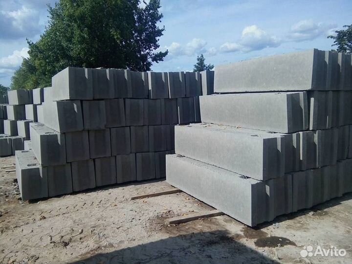 Фундаментный блок