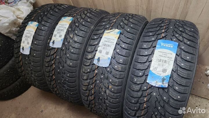 Nokian Tyres Hakkapeliitta 9 SUV 255/50 R20