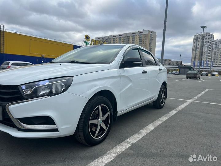 LADA Vesta 1.6 МТ, 2019, 134 000 км