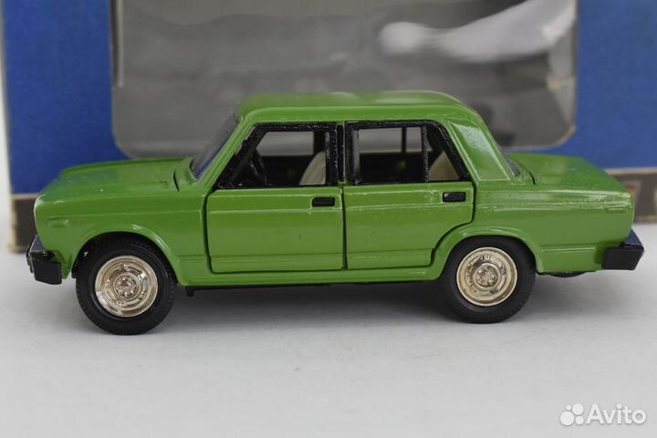 Ваз 2105 модель 1:43 СССР